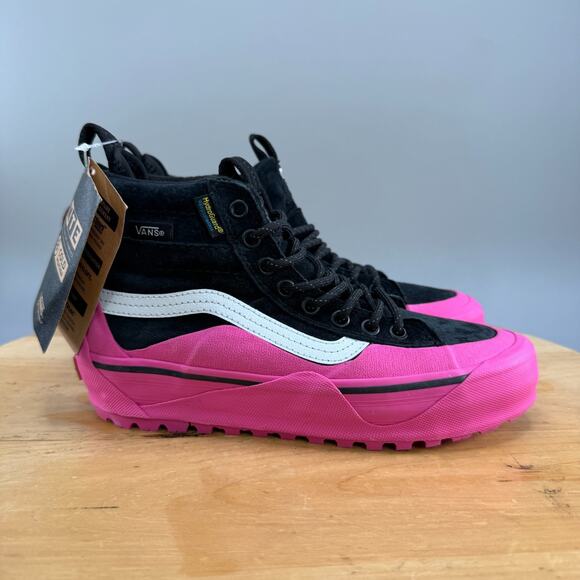VANS Sk8-Hi MTE-2 Dip Womens Size 6 Shoes Black Pink Suede Sneaker Hiking NEW - Picture 1 of 9